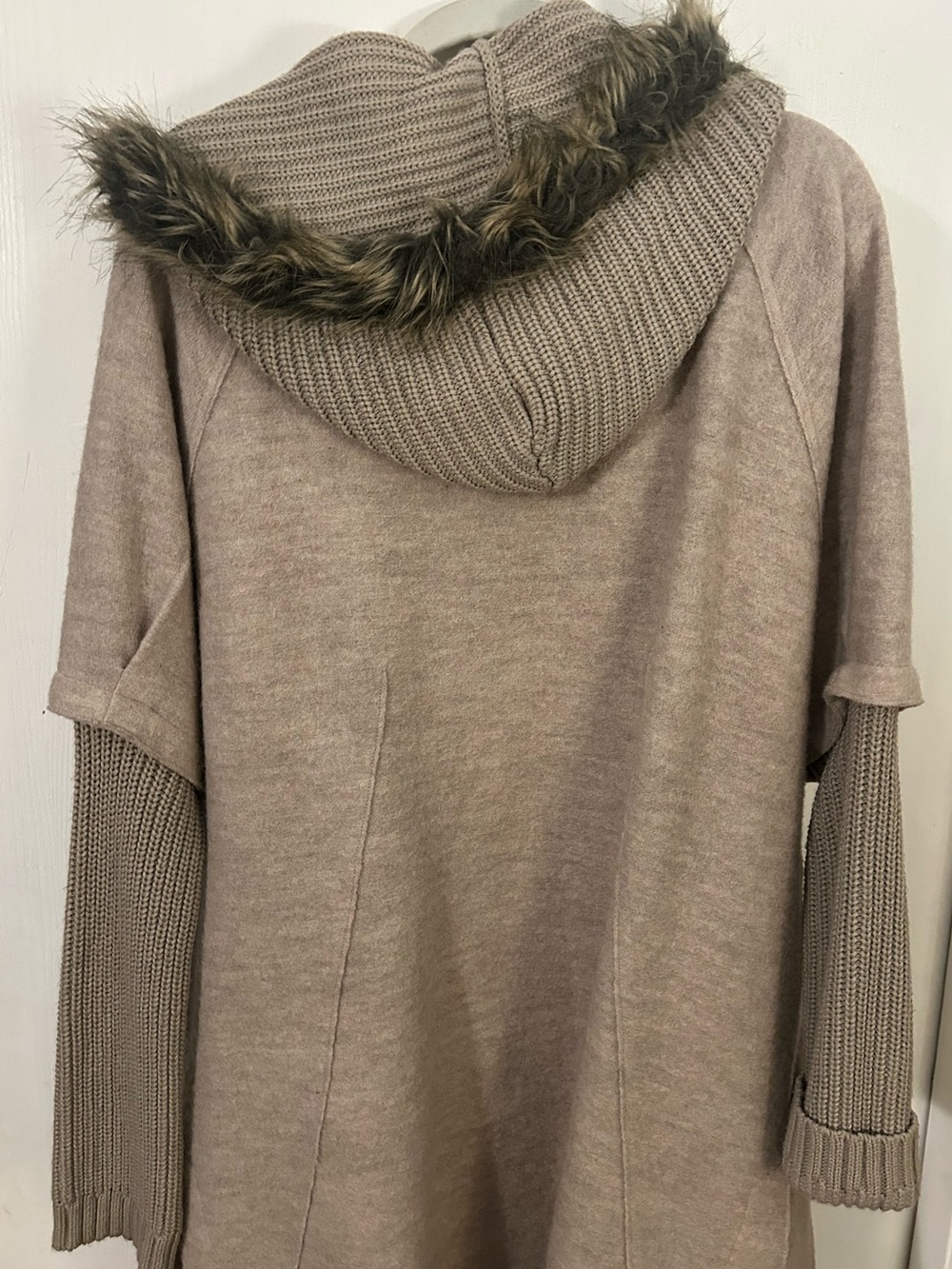 Beige Hooded Knit Coat with Faux Fur Trim - Picture 3 of 5
